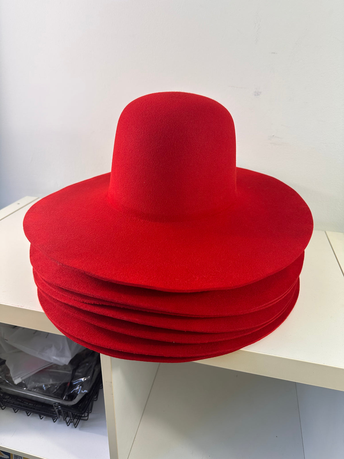 Hat Bodies 100% fur 220 gms - Red - Preblocked