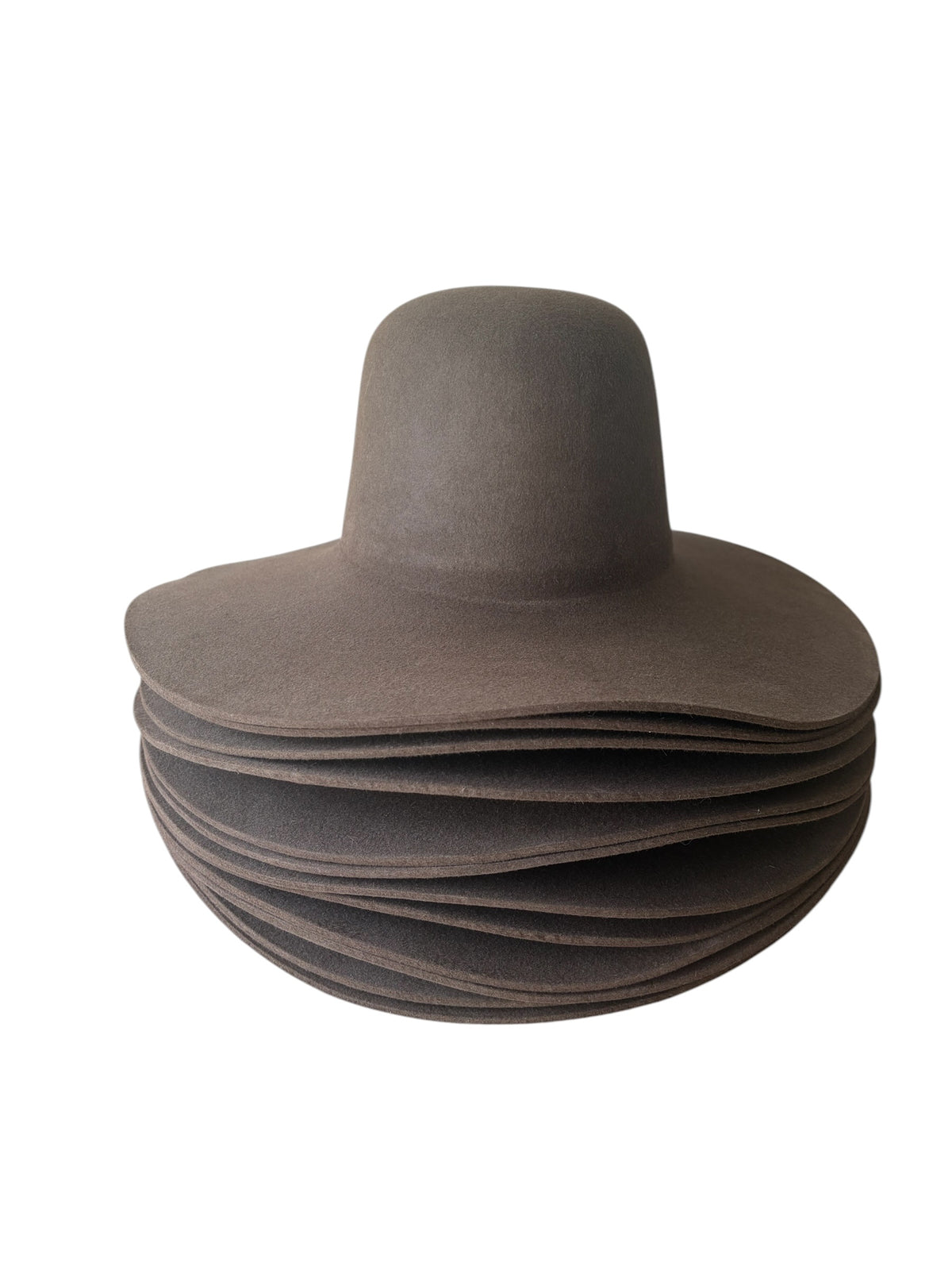 Hat Bodies 100% fur 220 gms - Light Brown - Preblocked