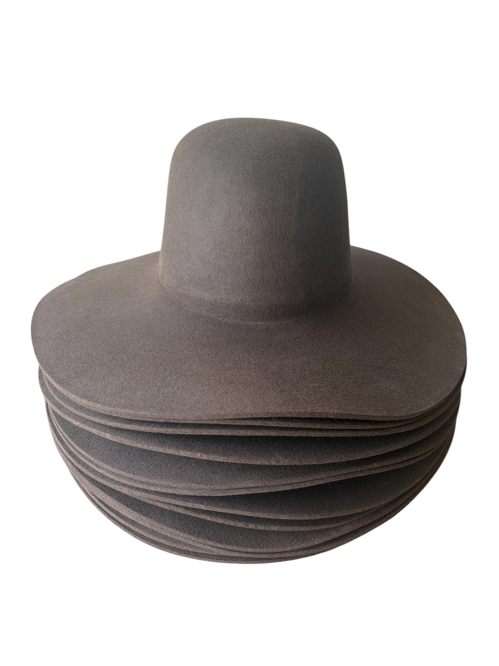 Hat Bodies 100% fur 220 gms - Light Brown - Preblocked
