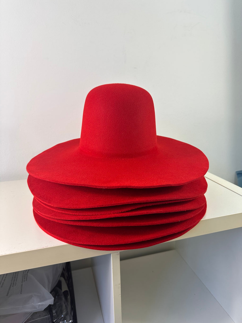 Hat Bodies 100% fur 220 gms - Red - Preblocked